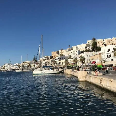 Giannakis' Filoxenia * Filótion