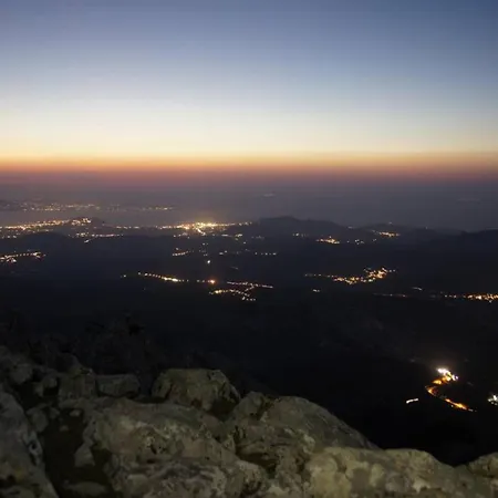 Giannakis' Filoxenia 度假居 Filótion